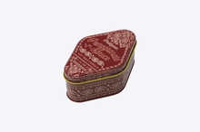 Load image into Gallery viewer, Vintage Paisley Print Tin Candle
